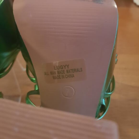 Lulu's Lugyy Womens Edgy Chunky Lime Green Metalic Lace Up Platform Heels Size 7 - Picture 7 of 9